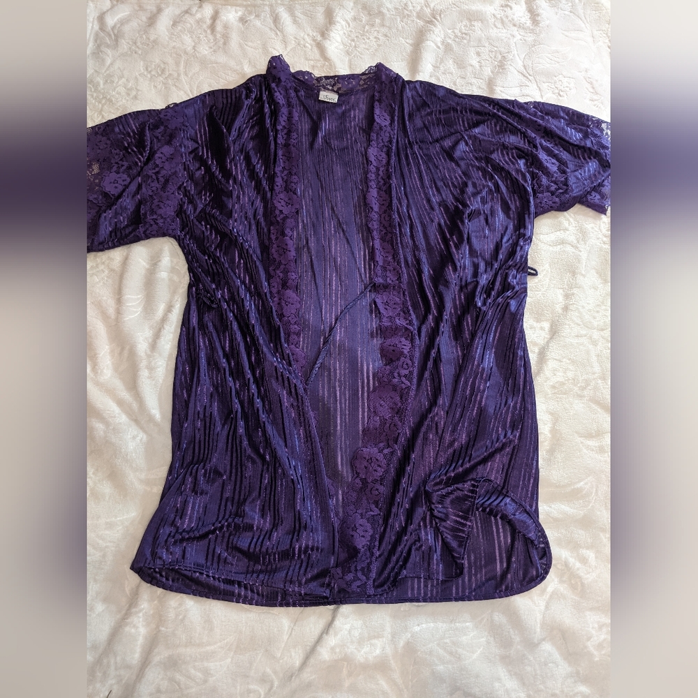Purple silky robe no tie